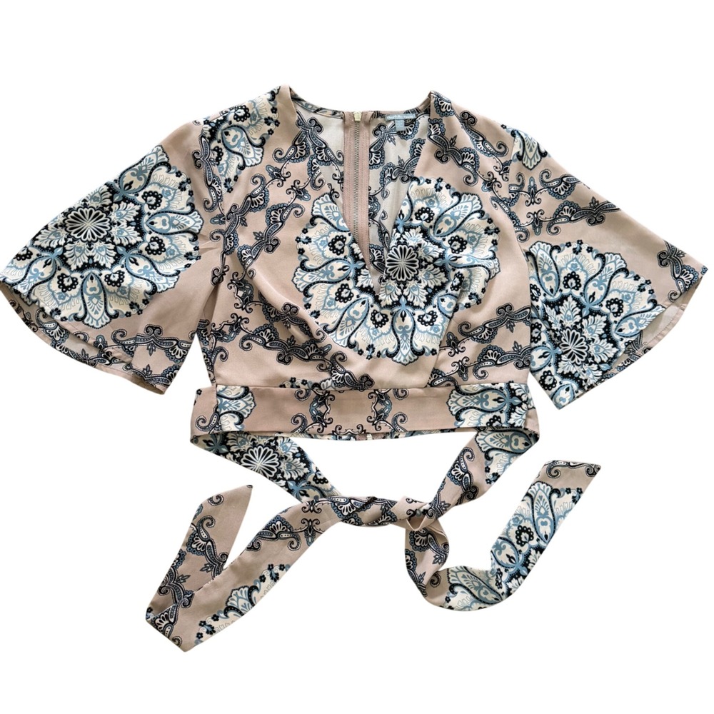 Charlotte Russe Crop Top Mauve Blue Mandala Paisley Flutter Sleeve Coachella